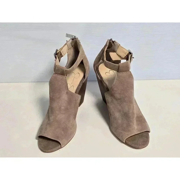 Women's Jessica‎ Simpson Wedge Sandals, Size 8.5, Taupe - Picture 1 of 10